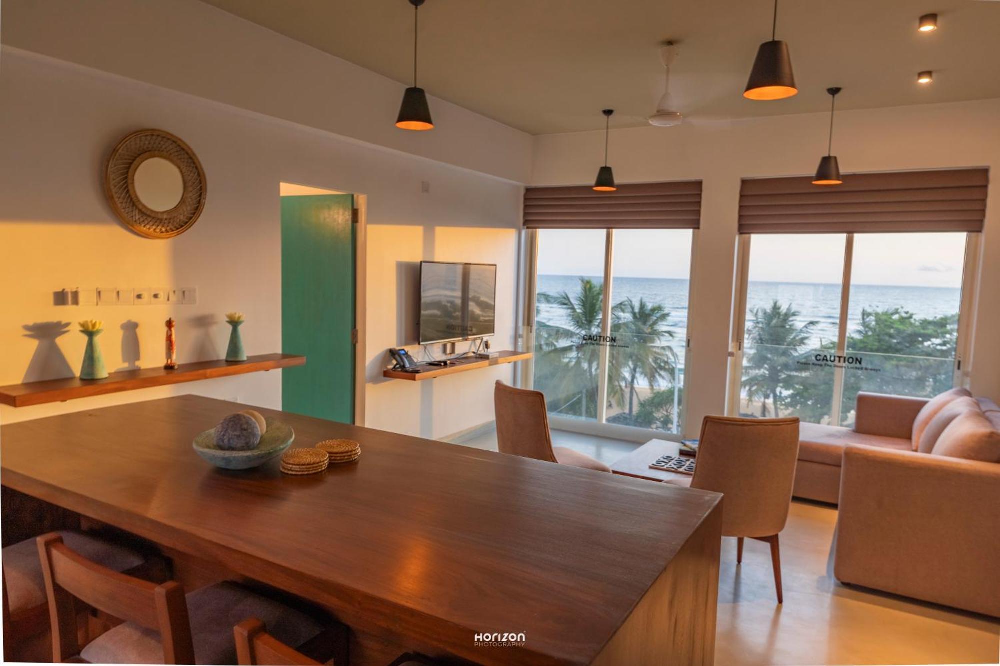 50 By The Sea Hotell Dehiwala-Mount Lavinia Eksteriør bilde